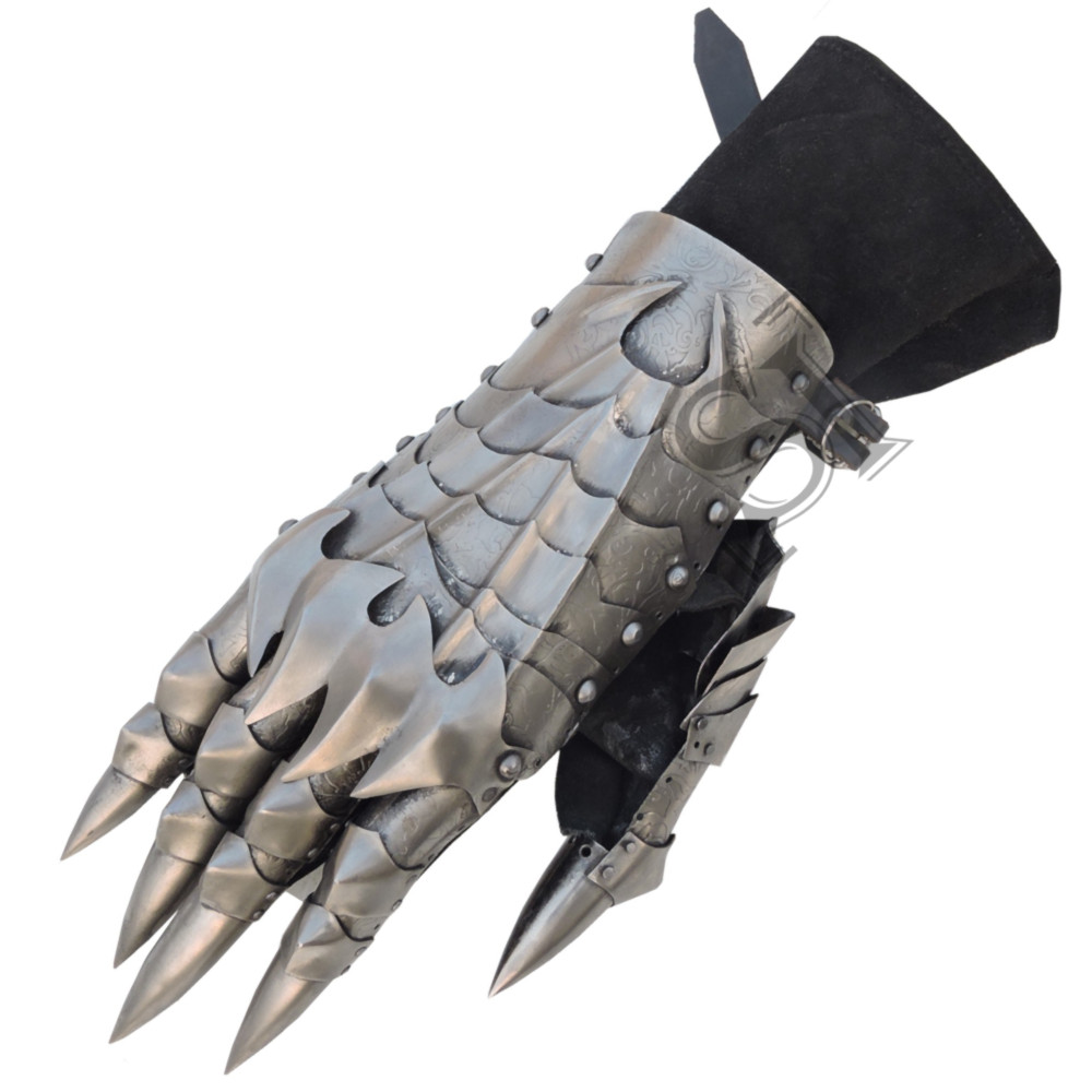 Functional Articulated Gauntlets Of The Dark Lord